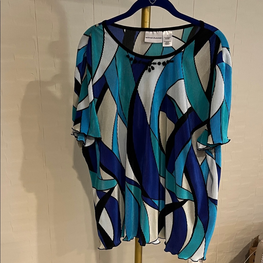 Alfred Dunner Blue and Black Patterned Blouse